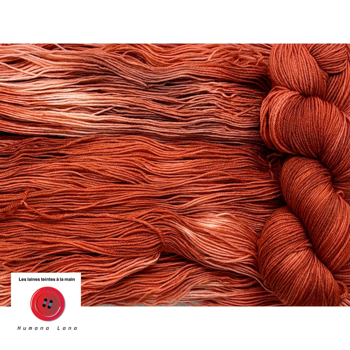 Laine Humana Lana teinte à la main