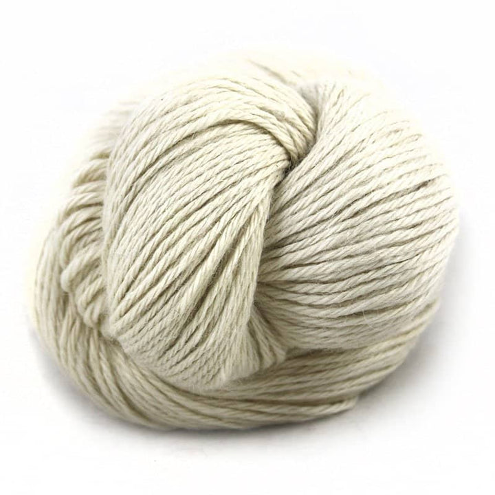 Baby Llama de Illimani yarn