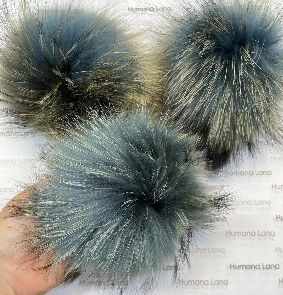 Pompons en fourrure Bleu Cobalt