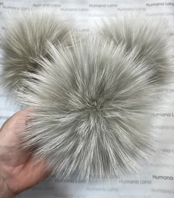 Pompon en fourrure Gris