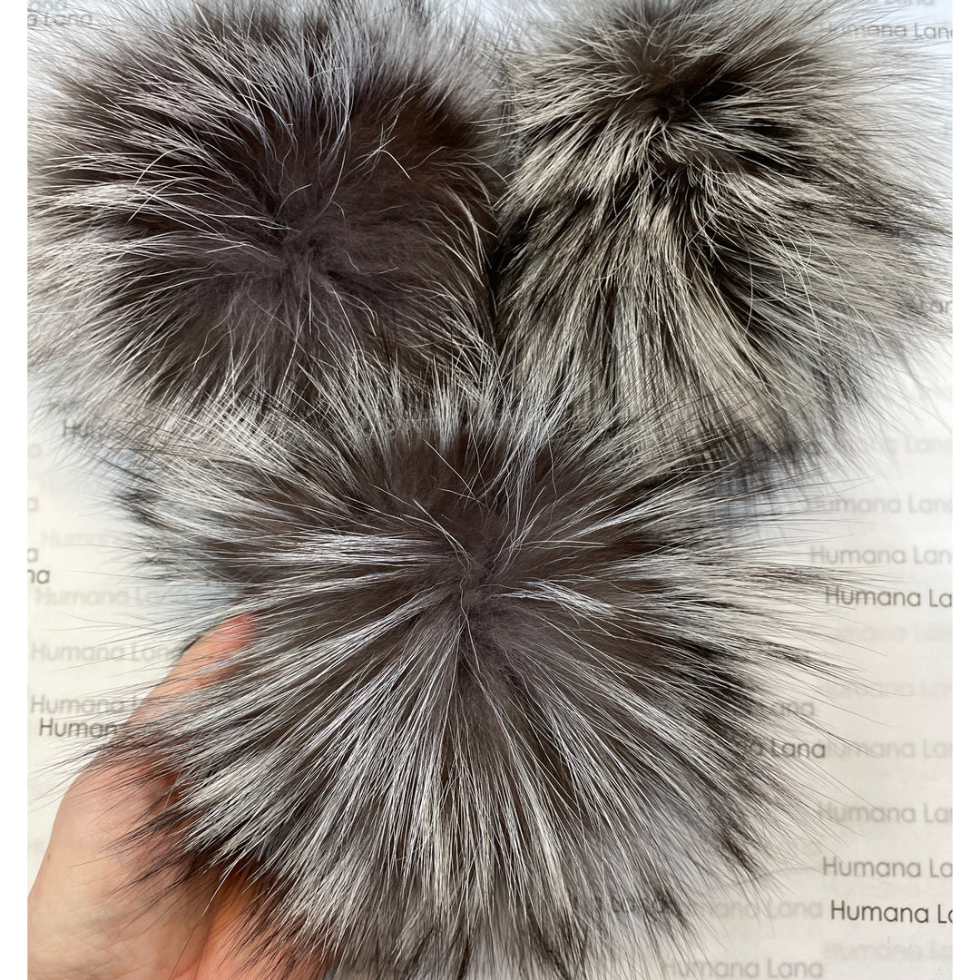 Pompon en fourrure de renard argenté