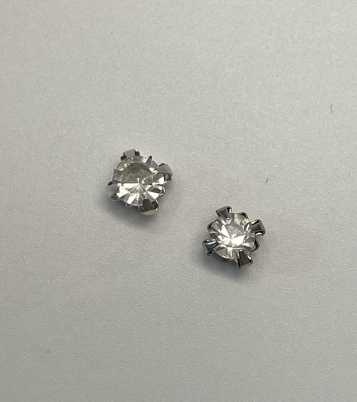 10 Strass acryliques à coudre.