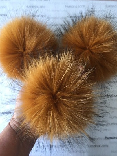 Pompon en fourrure Jaune or