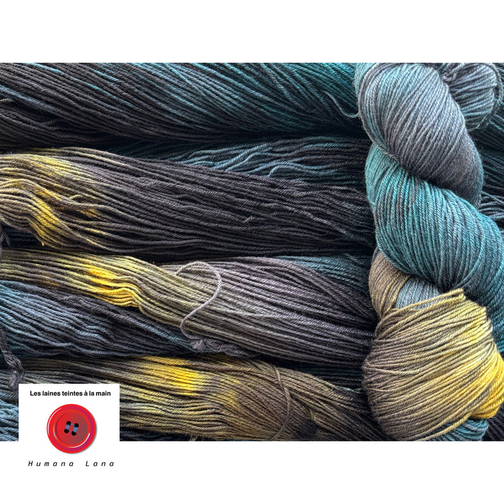 Laine à bas Humana Lana teinte à la main