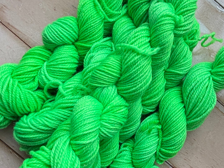 Mini skein 25 grammes. Laine à bas exclusive Humana Lana