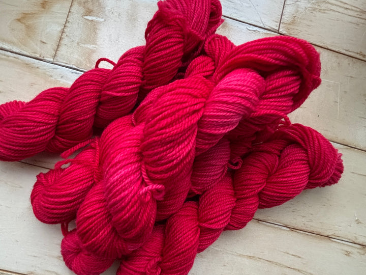 Mini skein 25 grammes. Laine à bas exclusive Humana Lana