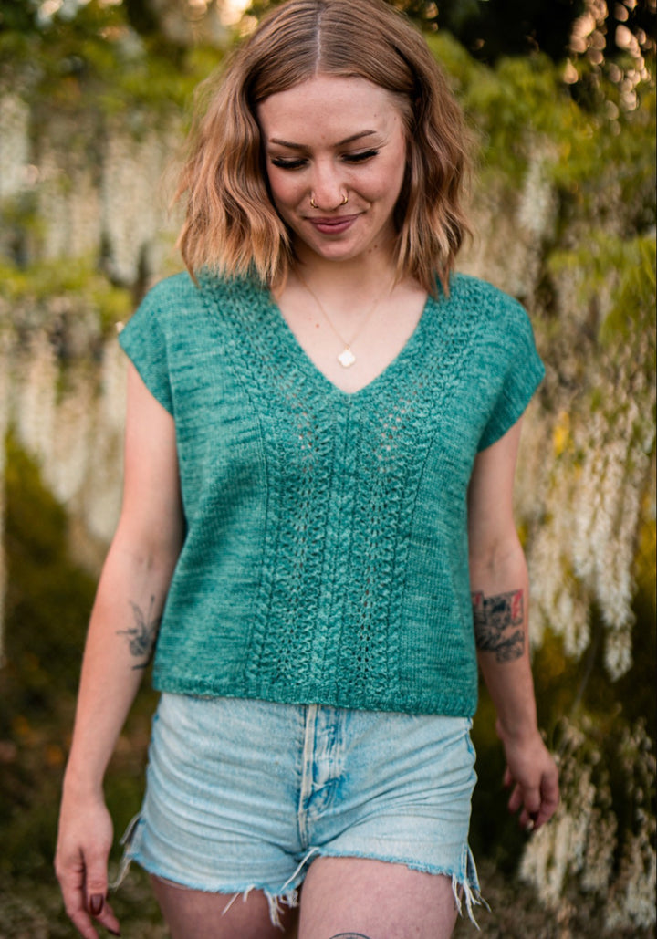 Cours de tricot. On fait le « Soft current tee »