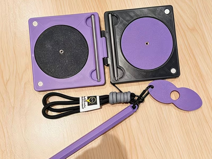 Double Support rotatif, portable et pliable. Emportez-le partout et tricotez où vous voulez !