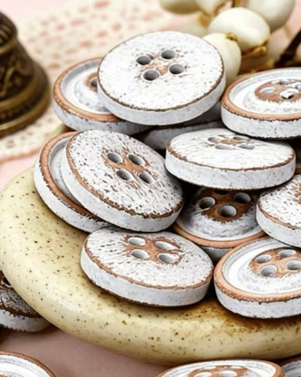 5 boutons en Bois blanc usé (15mm)