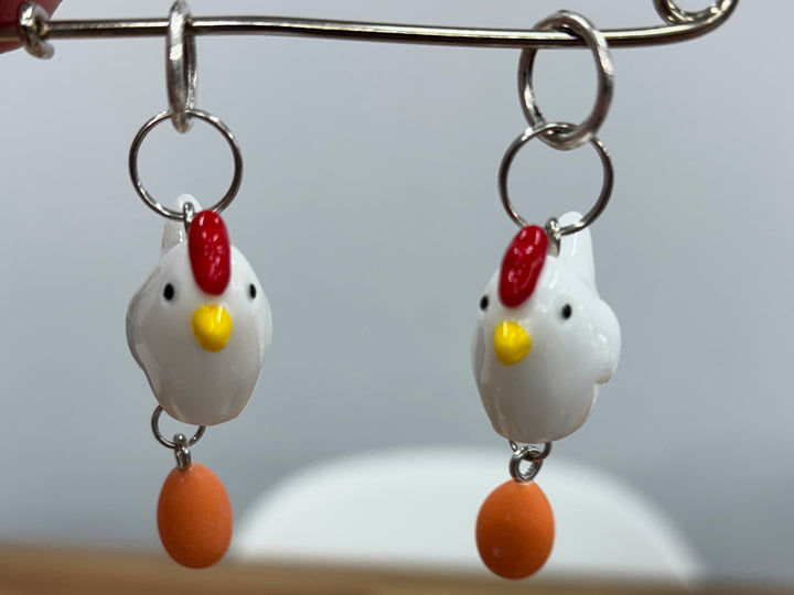 2 marque-mailles poules et œufs