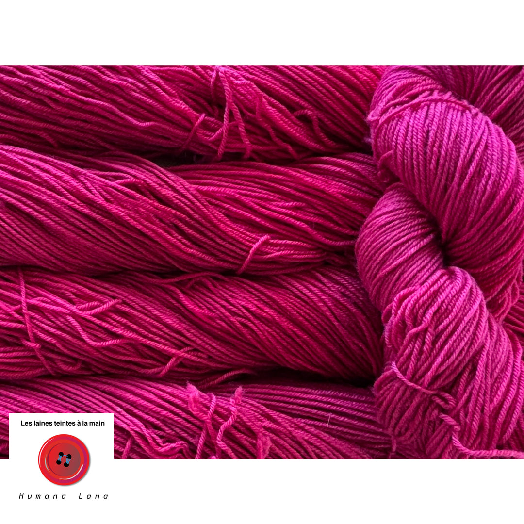 Laine à bas DK exclusive Humana Lana de couleur Fushia