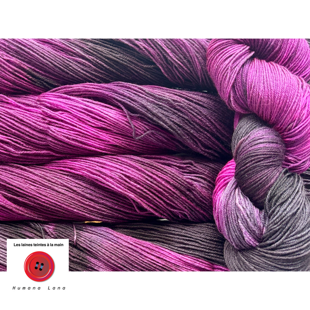 Laine à bas exclusive Humana Lana de couleur Aubergine/Gris