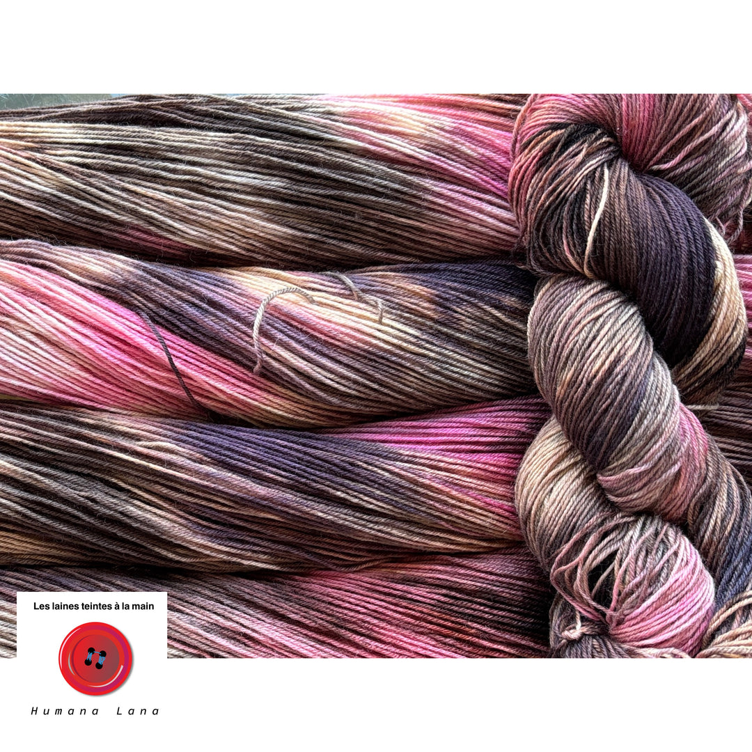 Laine à bas Humana Lana teinte à la main