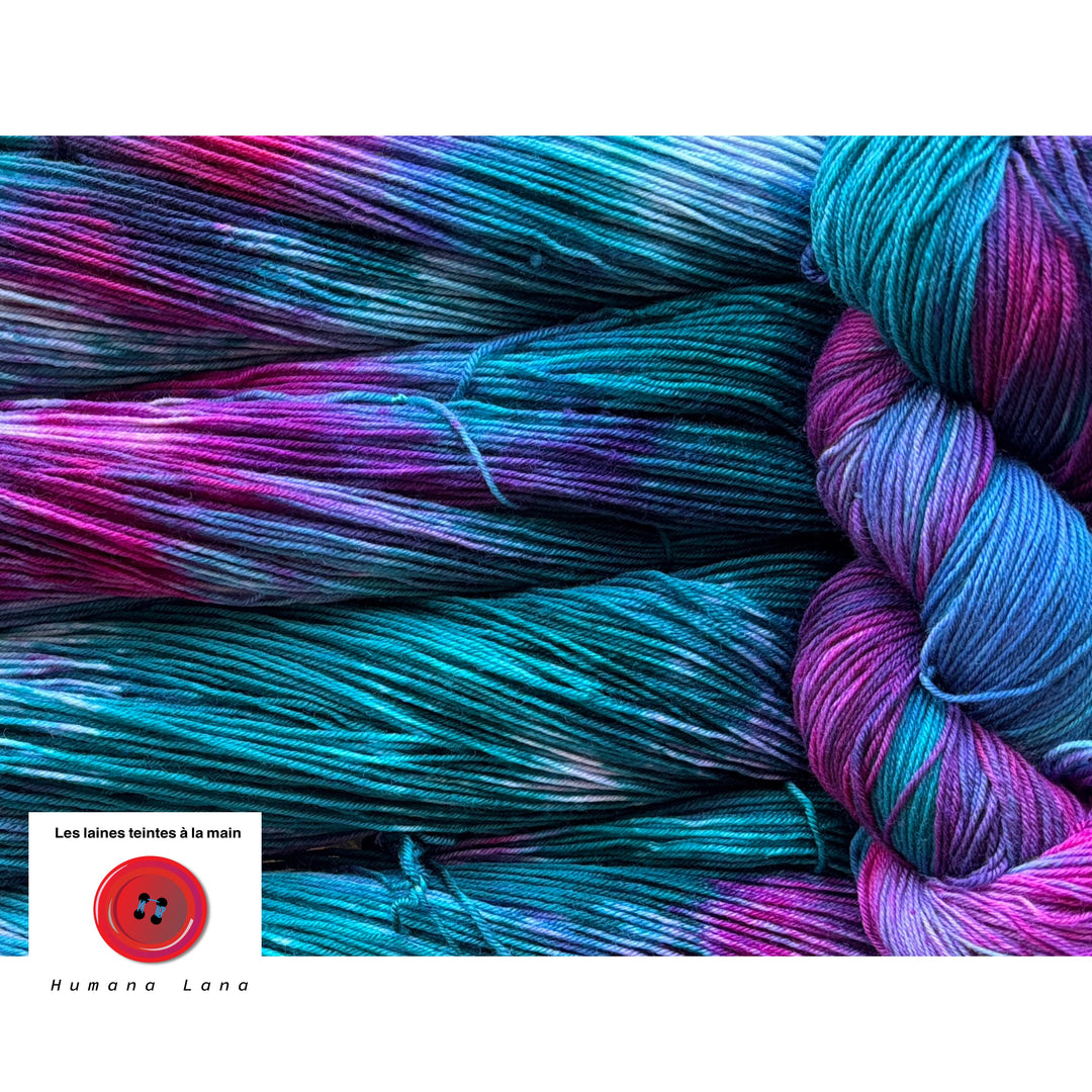 Laine à bas Humana Lana teinte à la main