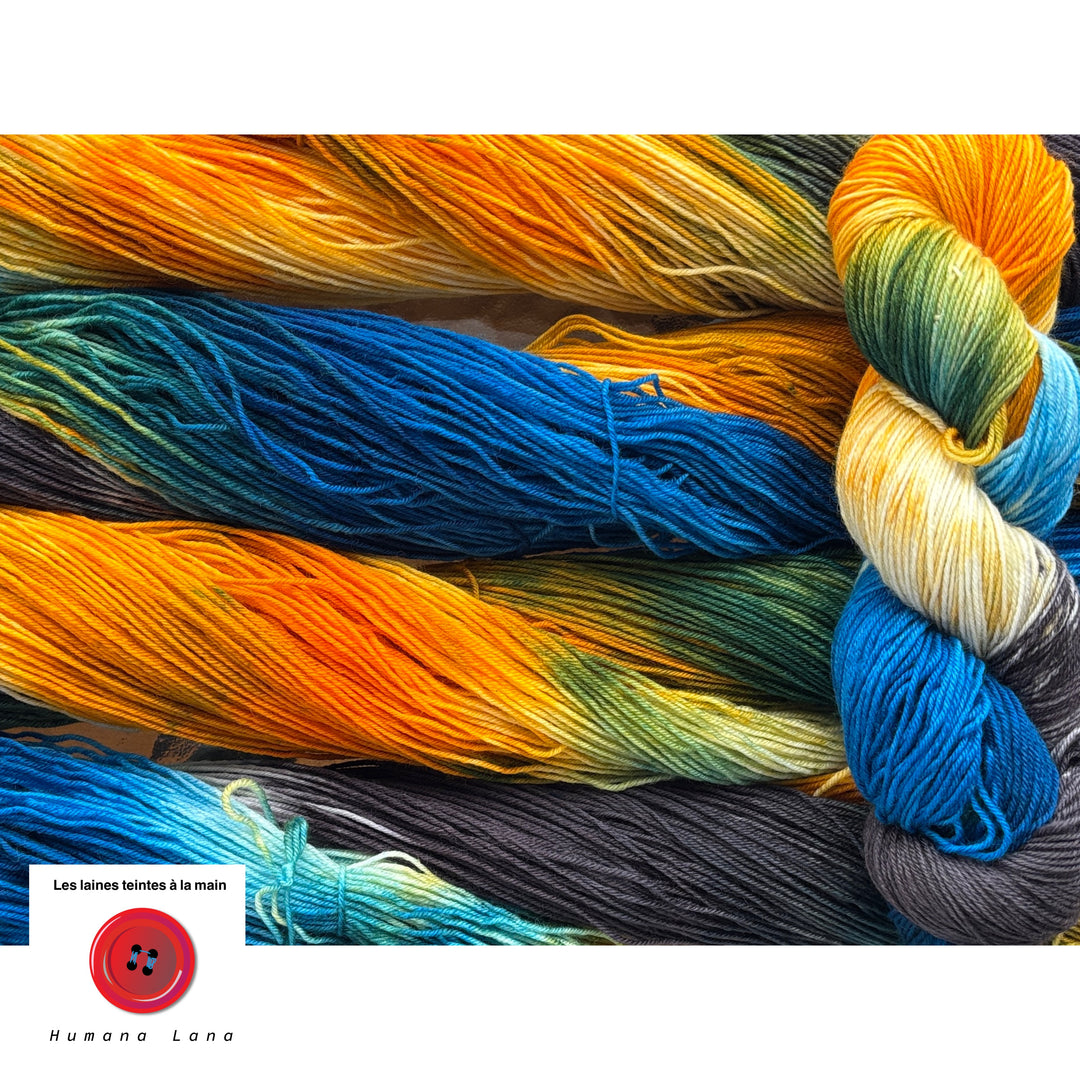 Laine à bas exclusive Humana Lana de couleur Vague soleil