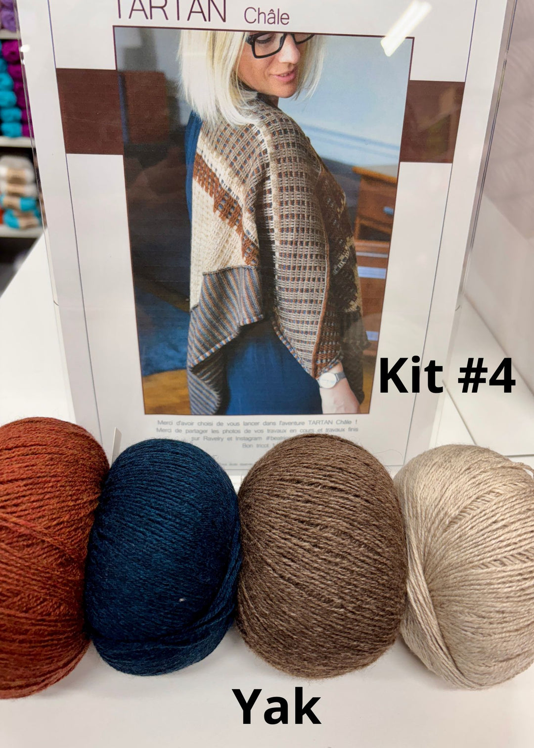 Kal d'automne 2025. Le tartan Shawl en Français ou Anglais de Beatrice Mase