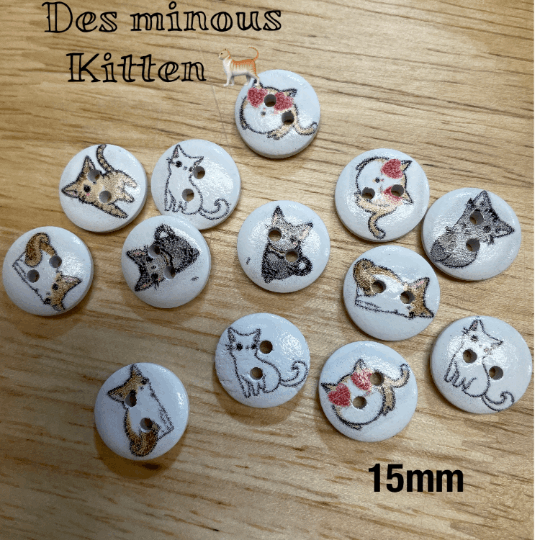 10 boutons de bois chatons (15mm)