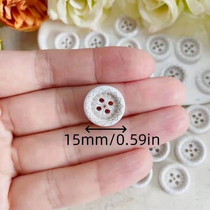 5 boutons en Bois blanc (15mm)