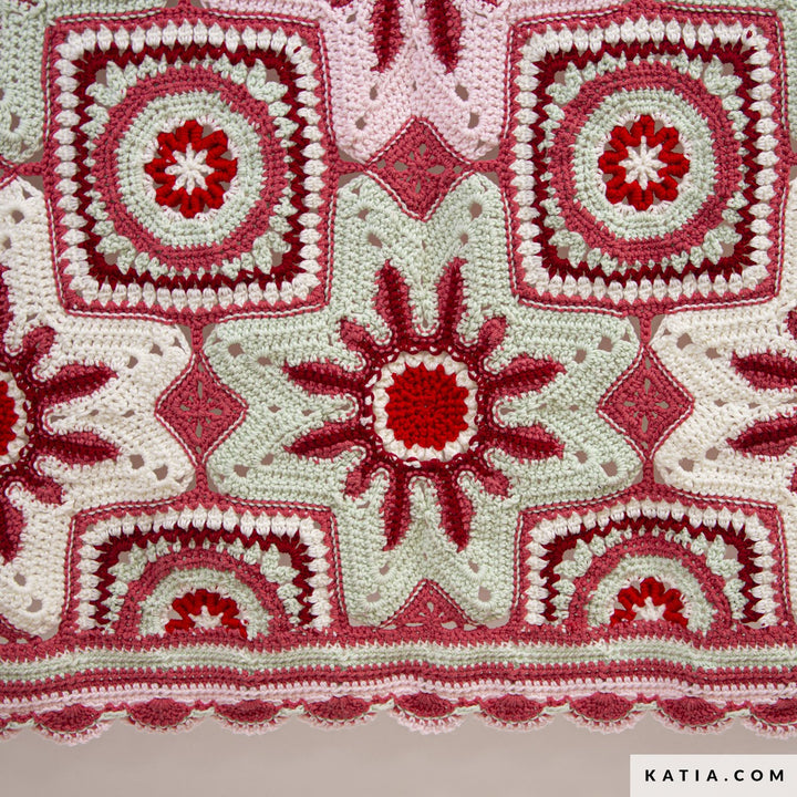 Kit CAL Stars in Bloom : Couverture de Fleurs au Crochet PRÉ-VENTE pour septembre