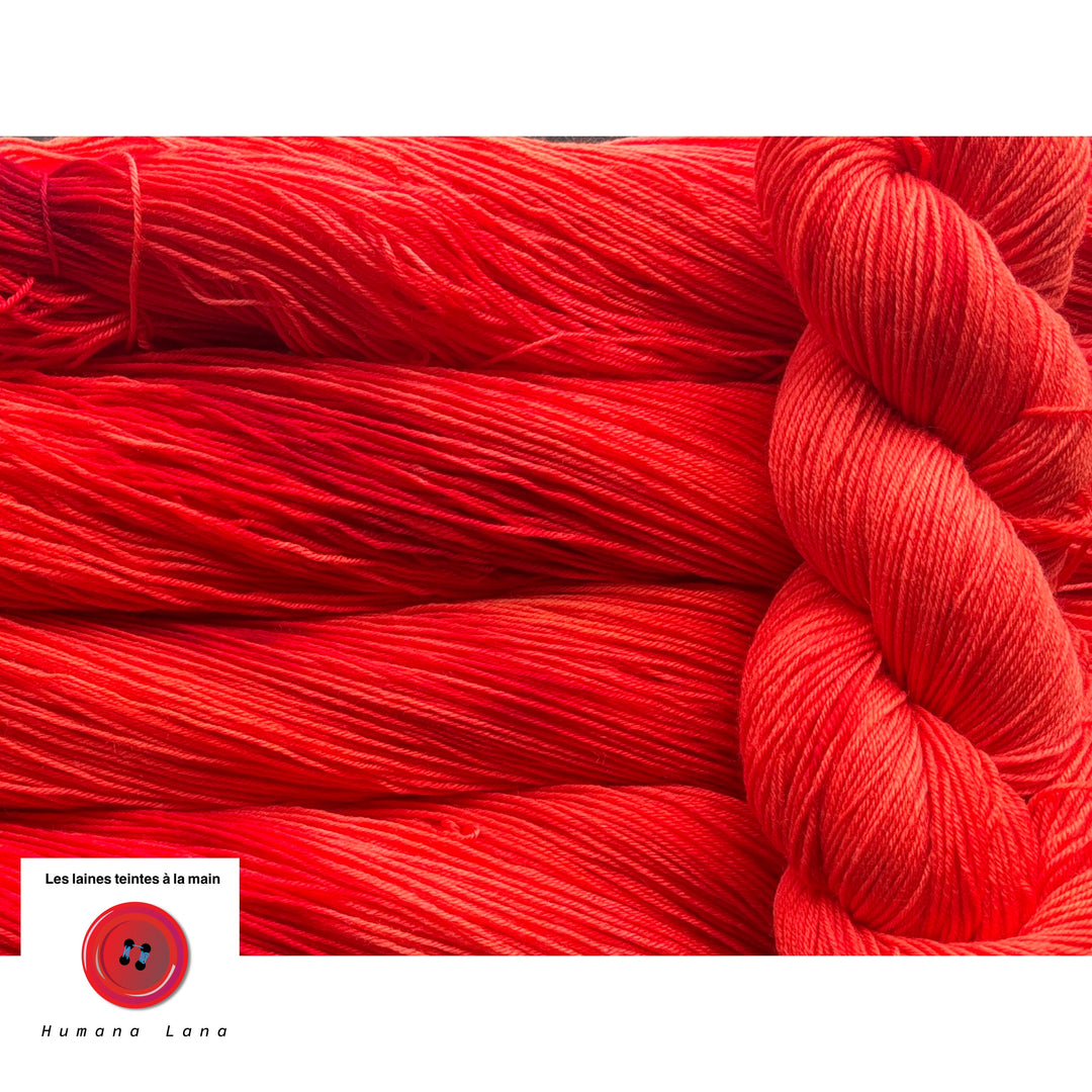 Laine à bas exclusive Humana Lana de couleur Saumon fumé